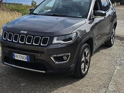 Usata Jeep Compass Limited 140 CV (102 kW) 2018 Grigio SUV