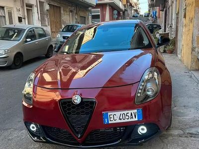 Usata Alfa Romeo Giulietta 109 CV (80 kW) 2010 Rosso Utilitaria