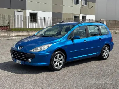 Gebraucht Peugeot 307 90 PS (66 kW) 2007 Blau Kombi