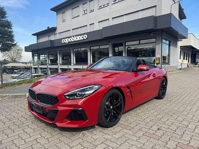 Begagnad BMW Z4 M Sport 197 HK (144 kW) 2023 Röd Cab