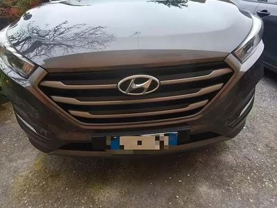 Usata Hyundai Tucson 116 CV (85 kW) 2016 Marrone SUV