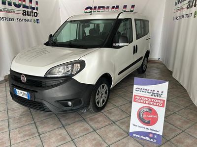 Usata Fiat Doblò Easy 95 CV (69 kW) 2021 Bianco pastello Monovolume