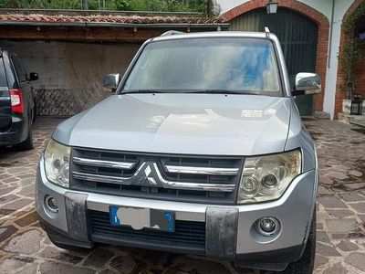 Usata Mitsubishi Pajero 160 CV (117 kW) 2007 Grigio SUV