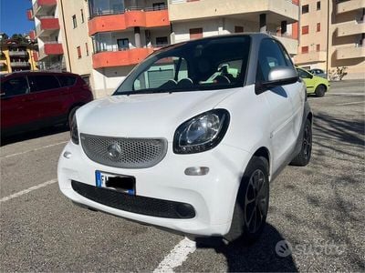Usata 2015 Smart ForTwo Coupé Utilitaria | 11.500 € (Buon prezzo)