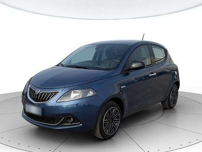 Usata Lancia Ypsilon Gold 70 CV (51 kW) 2023 Blu Utilitaria