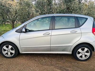 Usata Mercedes A180 Avantgarde 109 CV (80 kW) 2008 Grigio Berlina
