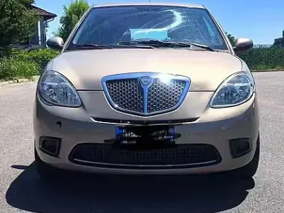 Usata Lancia Ypsilon 80 CV (58 kW) 2008 Utilitaria