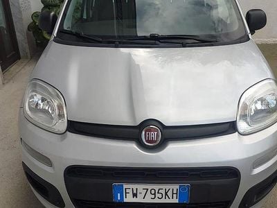 Usata Fiat Panda 69 CV (50 kW) 2019 Grigio Utilitaria