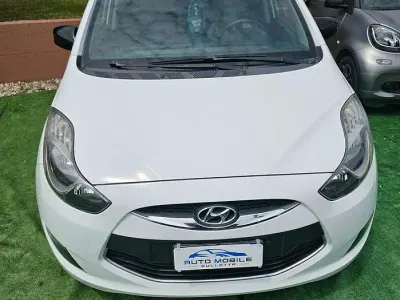 Usata Hyundai ix20 Comfort 90 CV (66 kW) 2011 Bianco Utilitaria