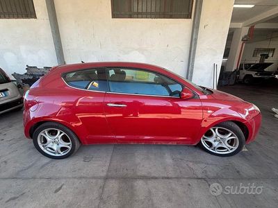 Usata Alfa Romeo MiTo 95 CV (69 kW) 2010 Rosso Utilitaria