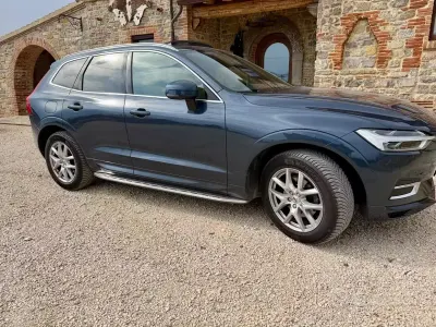Usata Volvo XC60 Business Edition 190 CV (139 kW) 2019 Blu SUV