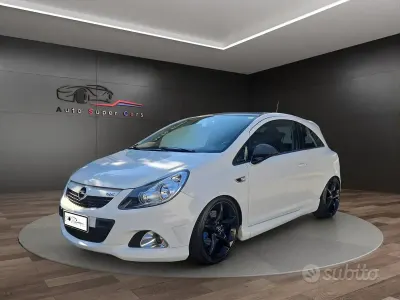 Usata Opel Corsa OPC 192 CV (141 kW) 2010 Bianco Utilitaria