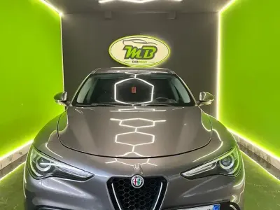 Usata Alfa Romeo Stelvio Executive 179 CV (131 kW) 2019 Grigio SUV