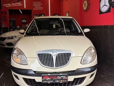 Usata Lancia Ypsilon 60 CV (44 kW) 2006 Beige Utilitaria