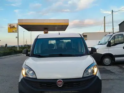 Usata Fiat Doblò 95 CV (69 kW) 2017 Bianco Monovolume