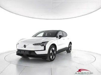 Nuova Volvo EX30 Plus 200 kW (272 CV) 2025 Onyx black SUV