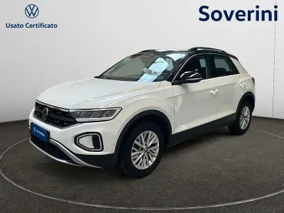 Usata VW T-Roc Life 110 CV (80 kW) 2023 Bianco SUV
