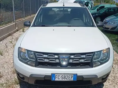 Usata Dacia Duster Urban Explorer 109 CV (80 kW) 2016 Bianco SUV