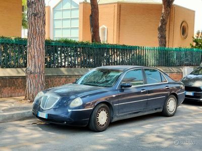 Lancia thesis verona 08 picture