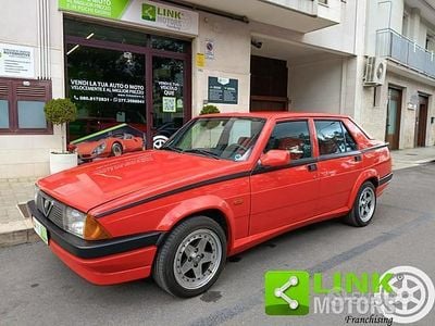 Usata Alfa Romeo 75 120 CV (88 kW) 1991 Rosso Berlina