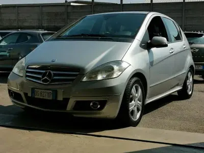 Usata Mercedes A150 95 CV (69 kW) 2009 Grigio Monovolume