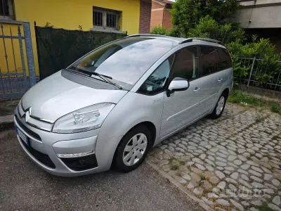 Usata Citroën Grand C4 Picasso 112 CV (82 kW) 2011 Grigio Monovolume