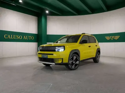Nuova Fiat Grande Panda Business 101 CV (74 kW) 2026 Giallo Utilitaria