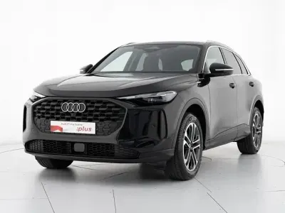 Usata Audi Q5 Business 204 CV (150 kW) 2025 Nero mythos metallizzato SUV