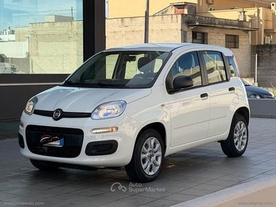 Begagnad Fiat Panda Pop 86 HK (63 kW) 2016 Vit Halvkombi