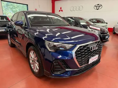 Usata Audi Q3 Sportback Business Plus 150 CV (110 kW) 2021 Blu/azzurro SUV
