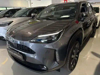 Usata Toyota Yaris Cross Trend 116 CV (85 kW) 2022 Grigio SUV