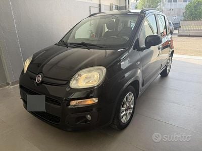 Usata Fiat Panda Lounge 69 CV (50 kW) 2016 Nero Utilitaria