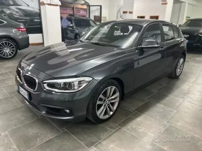 Usata BMW 118 Advantage 150 CV (110 kW) 2019 Grigio Utilitaria