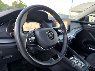 Usata Skoda Octavia 150 CV (110 kW) 2023 Grigio Station wagon