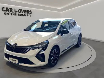Usata Renault Clio Techno 91 CV (66 kW) 2025 Bianco Utilitaria