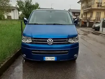 Usata VW T5 Highline 180 CV (132 kW) 2013 Blu Furgone