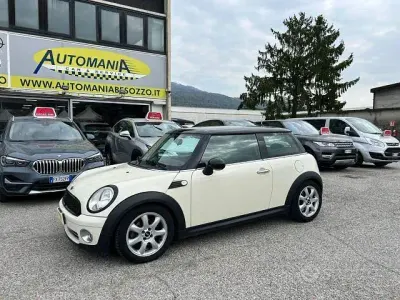 Usado Mini Cooper Chili 120 CV (88 kW) 2008 Blanco Utilitario