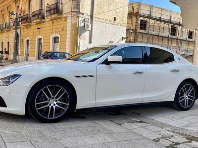 Usata Maserati Ghibli 275 CV (202 kW) 2014 Bianco Berlina