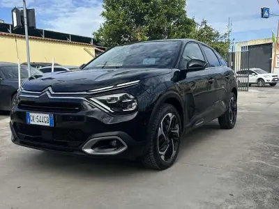 Usado Citroën C4 Shine 131 HP (96 kW) 2022 Other Sedan