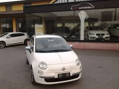 Begagnad Fiat 500 Lounge 69 HK (50 kW) 2013 Vit Halvkombi