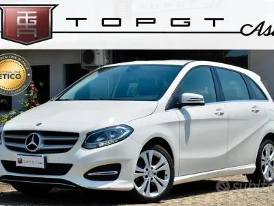 Usata Mercedes B180 122 CV (89 kW) 2016 Bianco Utilitaria