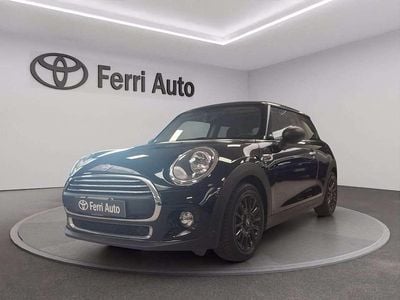 Usata Mini ONE 102 CV (75 kW) 2019 Nero Utilitaria