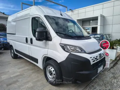 Occasion Fiat Ducato 14 140 ch (102 kW) 2024 Blanc Van