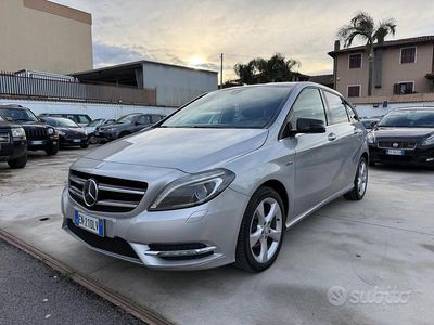 Brugt Mercedes B180 Premium 109 HK (80 kW) 2012 Grå MPV