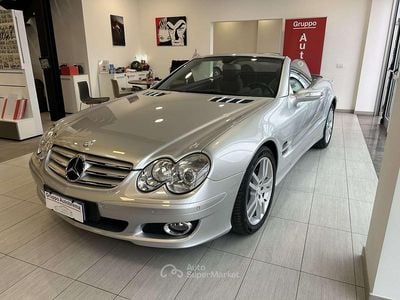 Usata Mercedes SL350 272 CV (200 kW) 2007 Grigio Cabrio