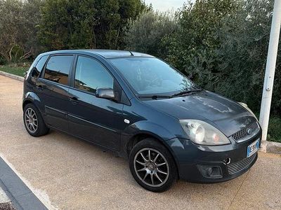 Occasion Ford Fiesta 75 ch (55 kW) 2007 Citadine