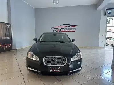 Usata Jaguar XF Portfolio 275 CV (202 kW) 2014 Nero Berlina