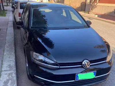 Usata VW Golf VII Business 116 CV (85 kW) 2018 Berlina