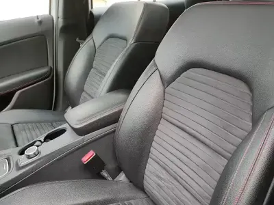 Usata Mercedes B180 Premium 109 CV (80 kW) 2017 Bianco Monovolume