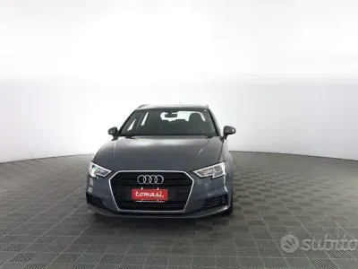Usata Audi A3 Business 116 CV (85 kW) 2018 Grigio Berlina